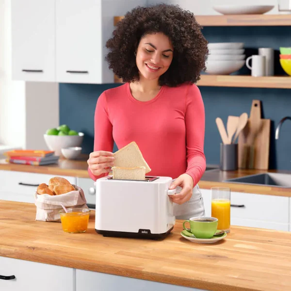 4 2 Slice Toaster White